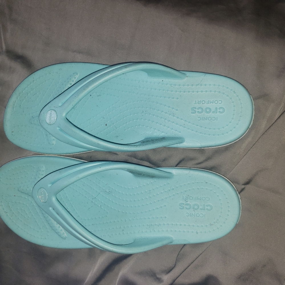Shoes/Flip flops